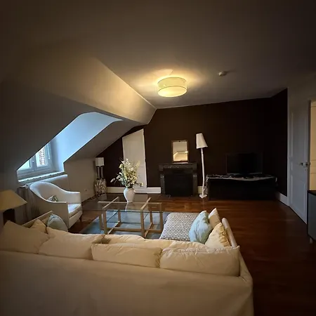 Le Drapeau Dijon-107m²-spacieux-tram-6 Couchages * Dijon
