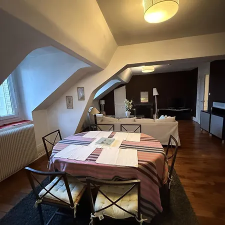 Le Drapeau Dijon-107m²-spacieux-tram-6 Couchages *