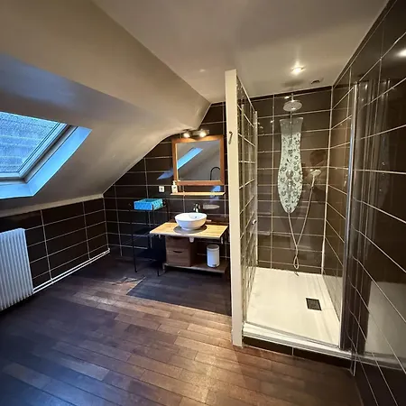 Le Drapeau Dijon-107m²-spacieux-tram-6 Couchages *