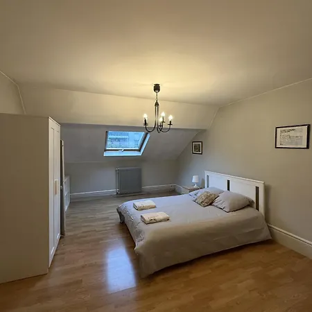 Le Drapeau Dijon-107m²-spacieux-tram-6 Couchages * 디종