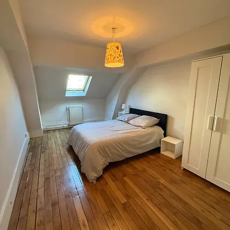 Le Drapeau Dijon-107m²-spacieux-tram-6 Couchages Dijon