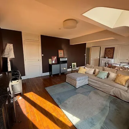 Le Drapeau Dijon-107m²-spacieux-tram-6 Couchages 디종